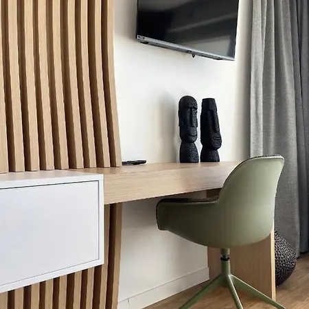 Hdlt Le Suit'appart Face Apartment *