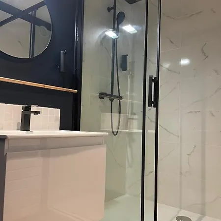 Apartment Hdlt Le Suit'appart Face